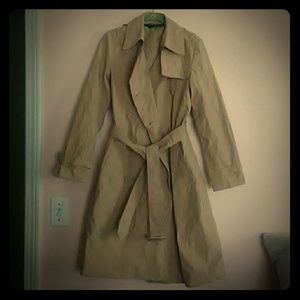 Super chic trench coat